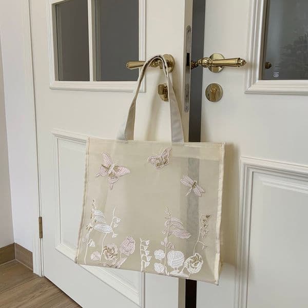 2026 New Designer Mesh Lace Embroidery Butterfly Shoulder Tote Storage Bag VIP Gift Lipstick Organizer Clutch Holder For Travelling Toiletry Shopping Free Shipp