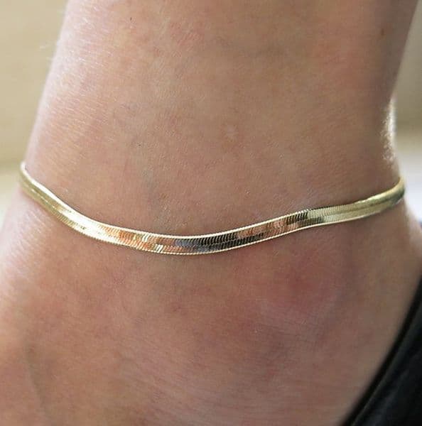 2026 New Gold Silver Flat Snake Anklet Bracelet For Women Fashion Adjustable Simple Delicate Foot Chain Summer Beach Feet Jewelry Designer