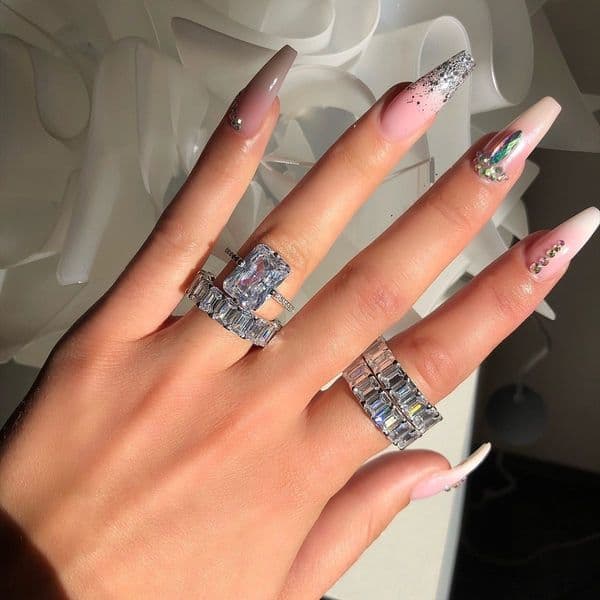 Wholesale Classic Women Stacking CZ Eternity Band Baguette Cubic Zirconia Engagement Ring for Women