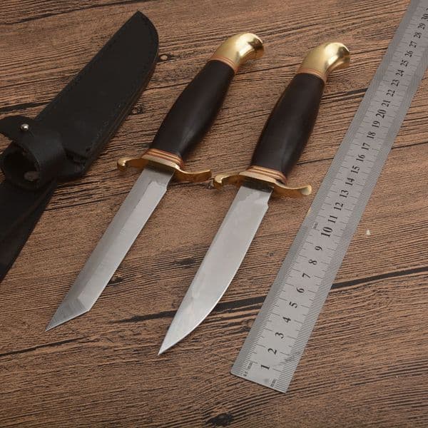 High Quality Survival Straight Hunting Knife D2 Satin Finish Blade Rosewood folding knife Handle Fixed Blades Collectable Knives With Leather Sheath