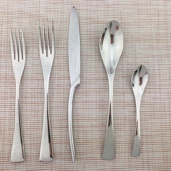 Silver 5Pcs/Set Portable Reusable Cutlery Dinnerware Set Knife Fork Spoon Dessert Fork Teaspoon Set Stainless Steel Dropshipping 201116