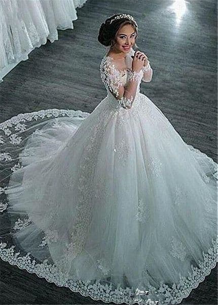 Gorgeous Lace Ball Gown Dresses Formal Bridal Dress Appliques Illusion Long Sleeves Beads Tulle Wedding Gowns Back Buttons Sheer Youmaidress