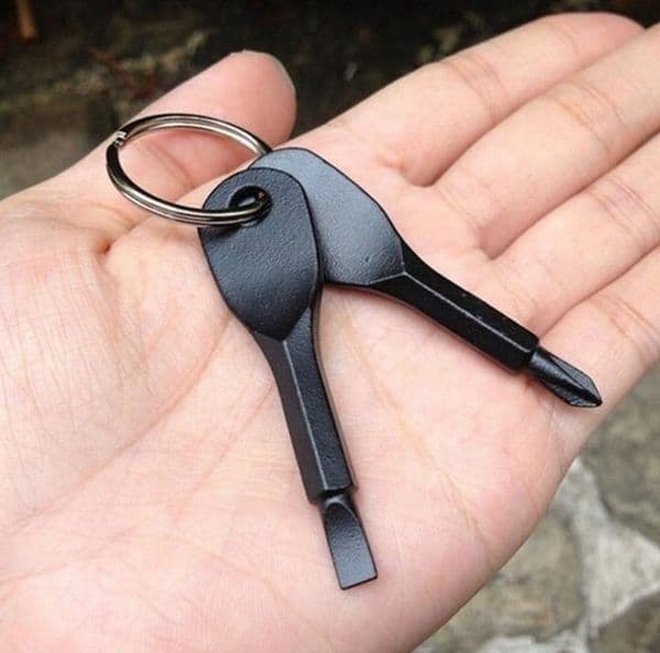 Multifunctional Pocket Tool Keychain Outdoor EDC Gear Keychains With Slotted & Phillips Head Mini Screwdriver Set Key Rings SN2448