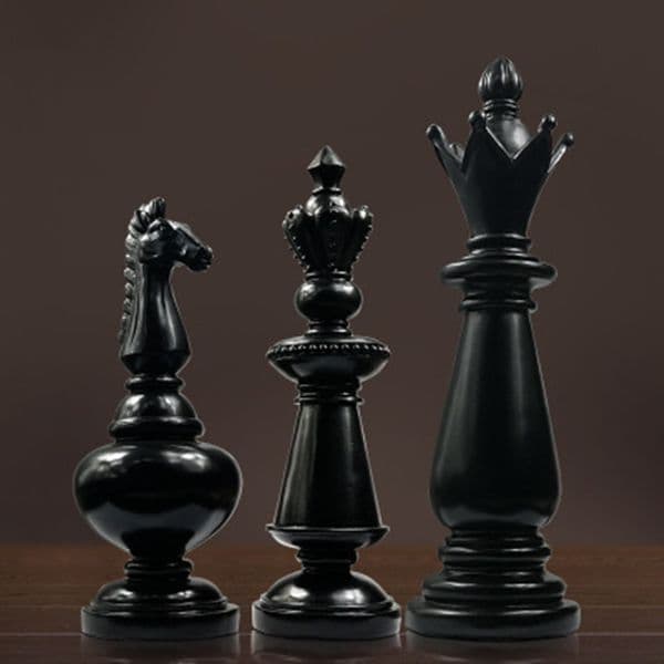 High-grade chess decoration living room study office resin decoration furnishings home decorations