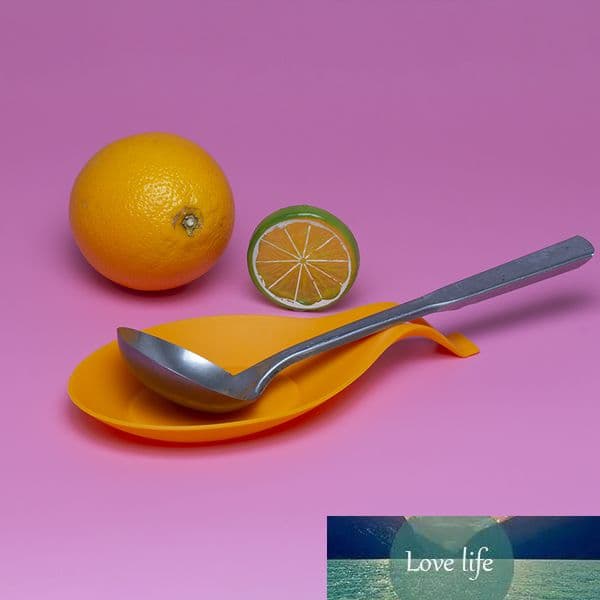 1pcs 9.5*19.5cm Silicone Insulation Spoon Rest Heat Resistant Placemat Drink Glass Coaster Tray Spoon Pad Eat Mat Pot Holder
