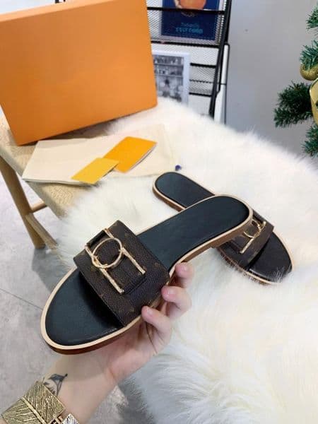 2021 Sale Summer Women Sandals Classic gold Circle Flat Mule Beach Outdoor Cool Casual Slippers Luxury Fashion Flat Flip Flops With Box