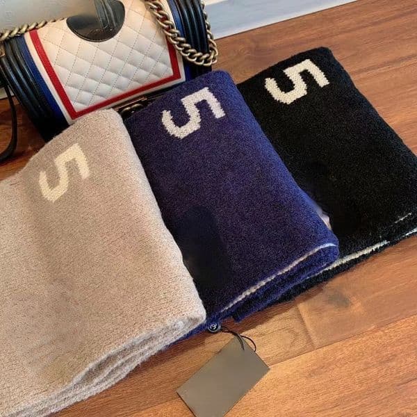 Classic Design Cashmere Knit Scarf for Women Men Scarves C Letter Pattern Pashminas Shawls