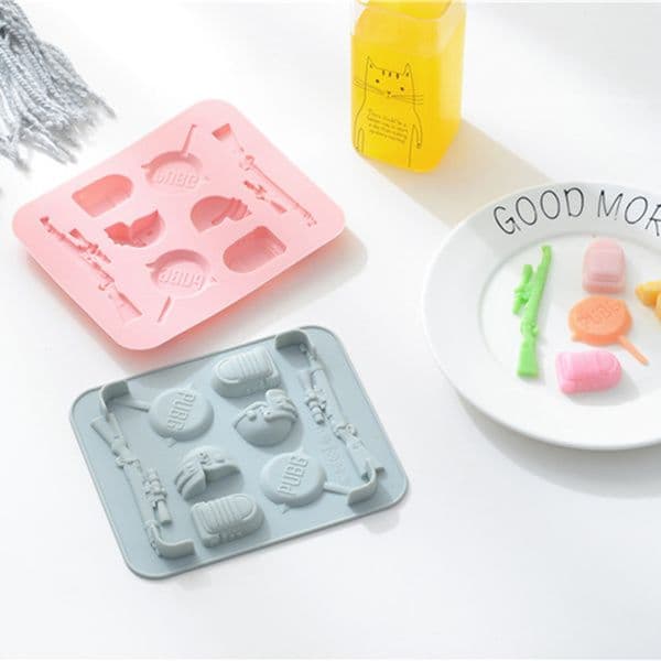 PUBG 98K Helmet Silicone Chocolate Mold Ice Tray Fondant Mold Jelly Cookie Candy Sugar Soap Cake Mold DIY Cake Decorating Tools