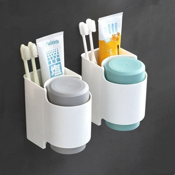 Toothbrush Holder Toothpaste Rack Mouthwash Cup Strong Adsorption Hanging Storage Rack Bathroom Accessory 210322