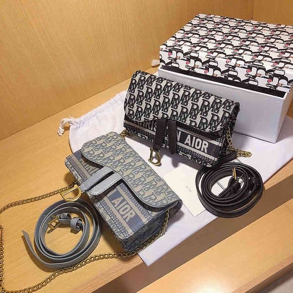 2022 designer s Mini women's new fashion net red chest versatile ins waist chain messenger mobile phone small square bag
