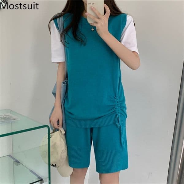 Summer Knitted Two Piece Shorts Set Women Sleeveless Pullover + Tracksuits Casual Korean Fashion Solid Matching 210514