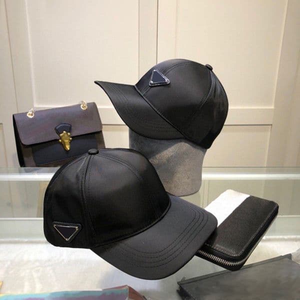 Streets Ball Caps Casual Hats Letter Caps Design for Man Woman 2 Option Top Quality
