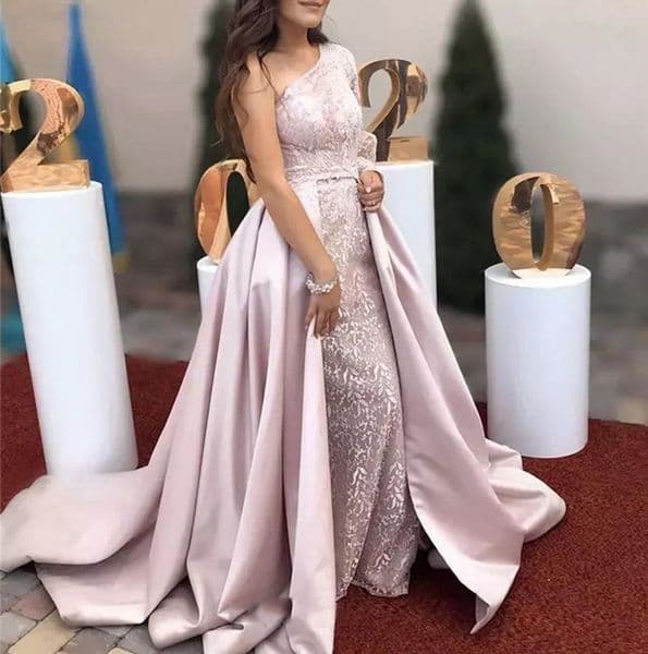 One Shoulder Evening Dresses Long Sleeves Mermaid Prom Dress with Detachable Train Appliqued Lace Satin Formal Party Gowns