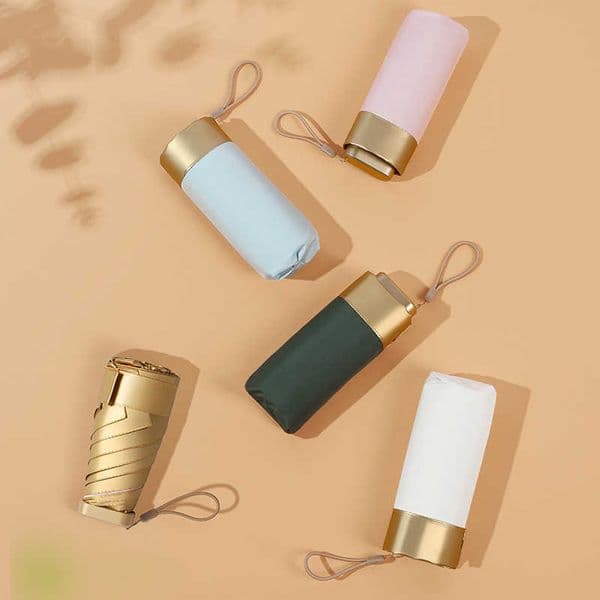 Little Golden Umbrella Light Small Folding Umbrella Rain Women Gift Mini Pocket Parasol Girls Anti-uv Travel Sun Umbrella 211011