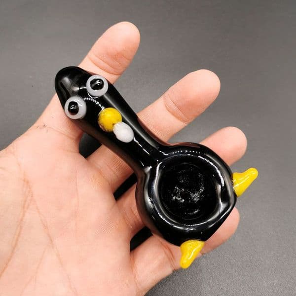 Penguin Shape Glass Hand Pipes Pyrex Spoon Black Smoking Pipe Mini Small Bowl Unique Pot Pieces