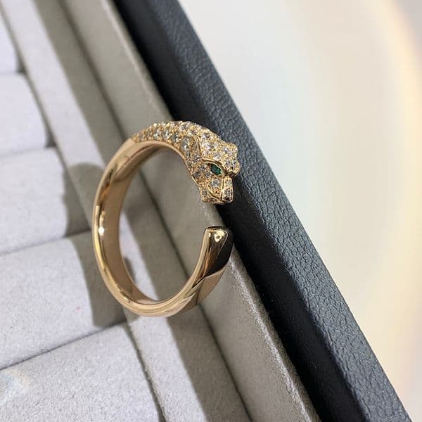 Top C Pure 925 Sterling Silver For Women Panther Rings Diamond Rose Gold Green Eyes Wedding Jewelry Engagement Luxury Brand Unisex Ring Leopard R250819
