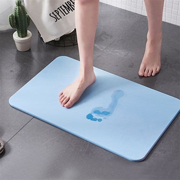 2026 perfume Fast Drying Diatomite Earth 30*40Cm Super Absorbent Carpet Non Slip Bath Mats Rug Bathroom Mat Set Durable cologne 211130 Free Shipping