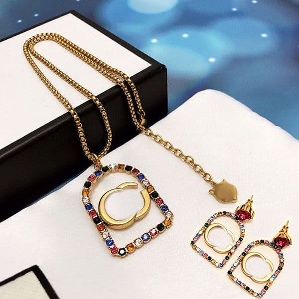 Vintage Color Diamond Necklace Earrings Double Letter Pendant Earrings Colored Crystal Eardrop Jewelry Sets Wholesale