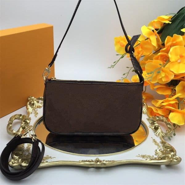Mini Pochette Accessories Tiny Shoulder Bags Little Pouch with Gold Chain Cute Purses Cross Body Luxury Pieces Mono Ebene Print Handbag Wallet Coin Pouches