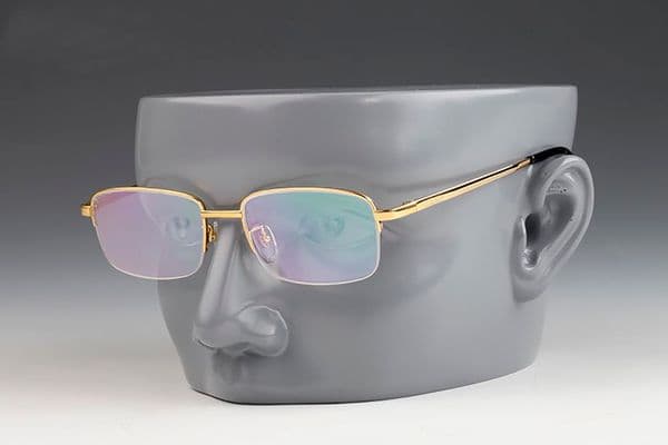 Fashion Sunglasses Mens Frames Vintage Square Sunglass for Woman Carti Glasses Titanium Optical Fine Silk Frame Transparent Bridge Number Sunglasses With Boxes