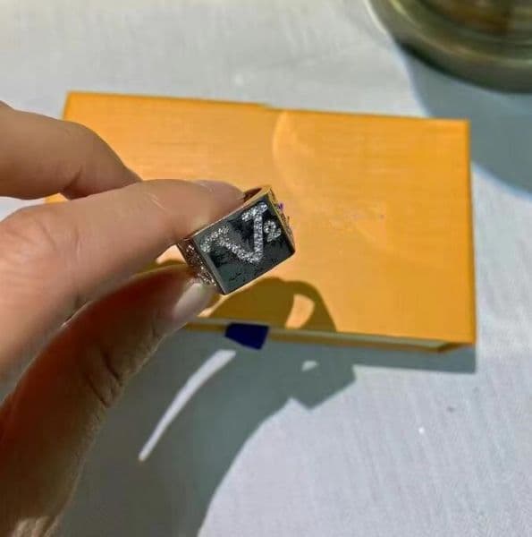 21ss famous designer Nigo Designs Men's ring high quality zircon letter rings fashion personalized gift