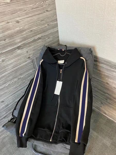 Mens Jacket Hoodie Designer Man Jackets Sweatshirts Jumpers Spring For Men Women Coat Pullover Striped Sleeves With Letters Outwears Coats Size M-XL