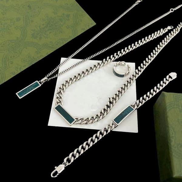 22ss jewelry 925 silver G letter Green Enamel Pendant Necklace men's and women's fashion bracelet holiday gift