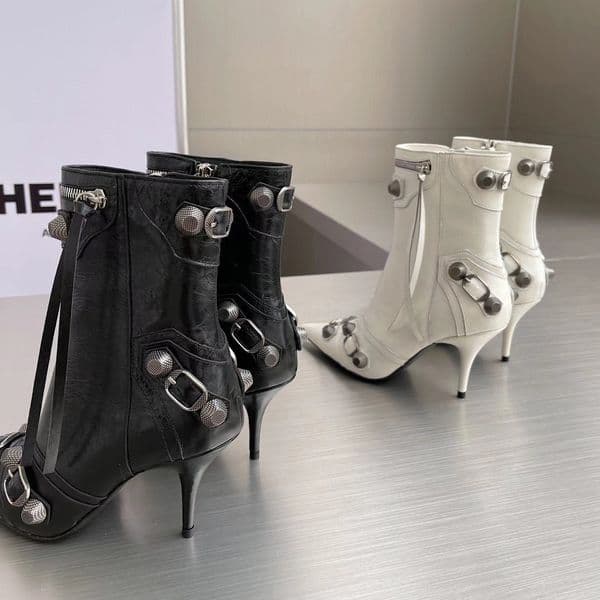 Boots New White sheepskin pointed high-heeled boot Metal buckle decoration women's shoes motorcycle tassel Leather Zip shoes luxury designer