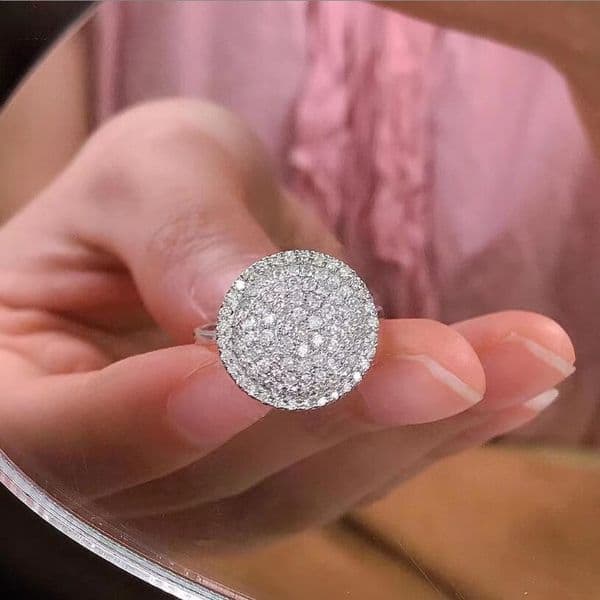 Ins Top Sell Wedding Rings Stunning Luxury Jewelry 925 Sterling Silver Pave White 5A Cubic Zircon CZ Diamond Party Sweet Cute Women Engagement Band Ring Gift