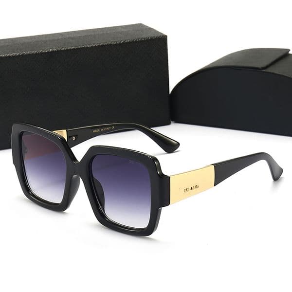 Fashion Sunglasses Man Women Designer Adumbral Sunglasses Mens Classic Accessories Eyeglasses Goggle Ornamental 400 PC 6 Colors Highly Quality
