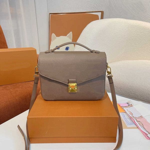 shoulder bags luxurys designers bag embossing flower pochette women handbag messenger bags genuine leather metis elegant womens crossbody bag 23