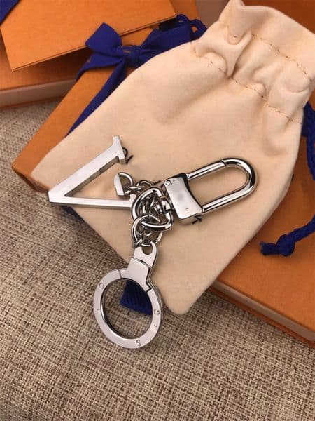 Fashion Luxury Designer Keychain Key Buckle Flower Letter Silver Detachable Keychains Men Women Bag Pendant