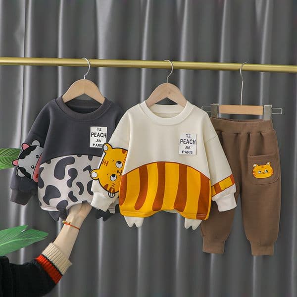 Designer 2026 Baby Boys Clothing Sets 2022 Spring Kids Cartoon Stripe baby Sweatshirt Pants Children Baby Sportswear Toddler Infant Casual Clothes Free Shippi