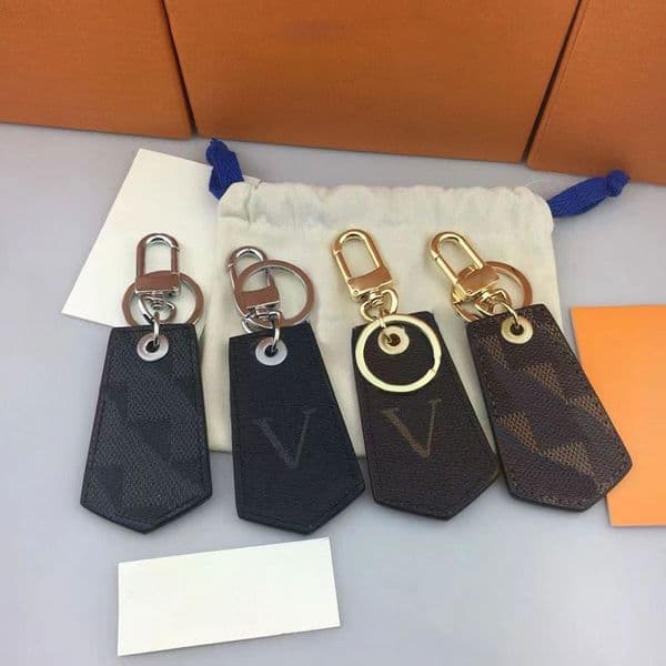 Designer Keychains Bag Accessories Car Key Chain Gift Flowers Letters Design for Man Woman