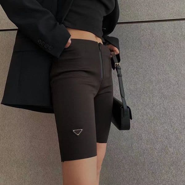 Women's High Quality Designer Triangle Label Stretchy 5 Points Zipper Yoga Cycling Shorts