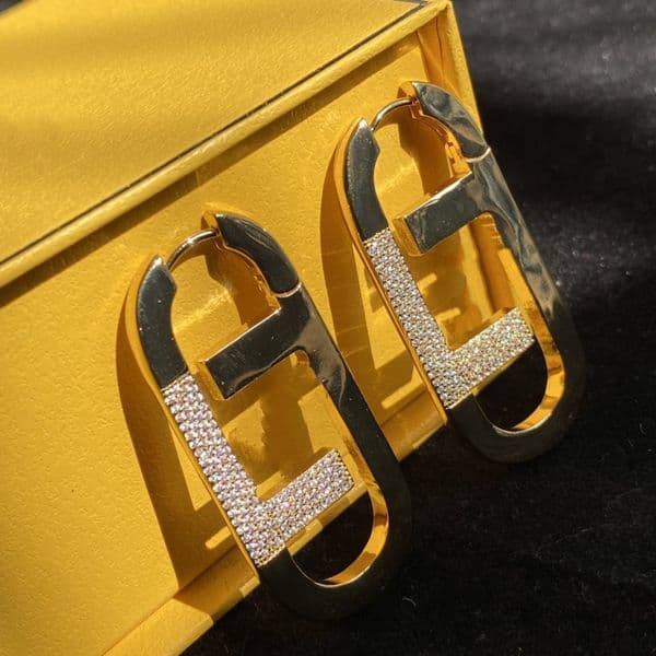 Pendant Designer Letter Stud Earrings Luxury Brand Women Earrings Suitable for Wedding Party Jewelry Accessories jewelry woman