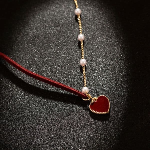 Designer Jewellery High Quality Red Heart Pearl Simple Temperament Fashion Necklace for All Occasions Gift Textured Elegant Accessory