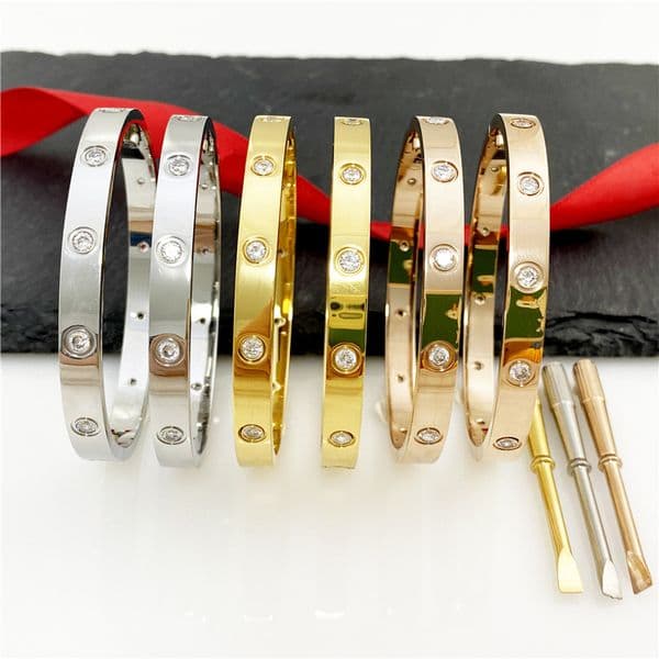 Bracelets on Hand Rose Gold Stainless Steel bangles Female High Quality Ladies Men Bracelet Fashion Wedding Couple bangles for Women Famous Jewelry gift