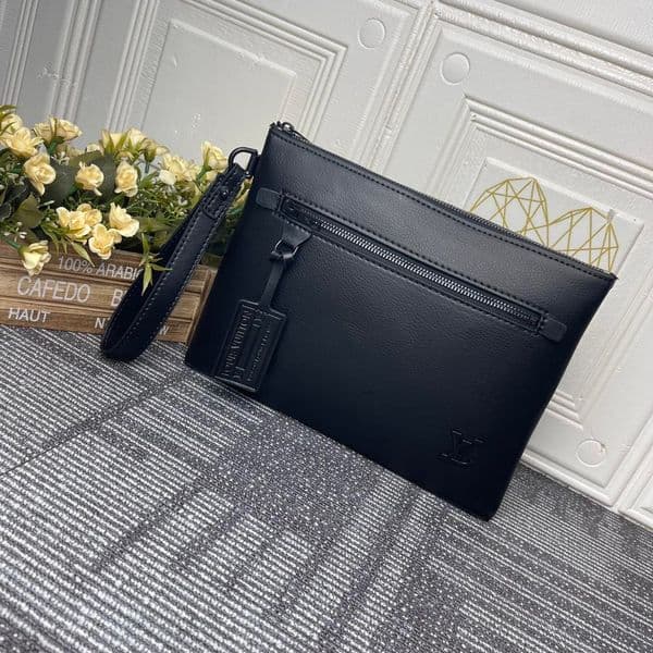 L Fashion 69 Messenger bag 837 New Shoulder Bags Handbag Luxury Designer case for the iPad handbag Detachable leather wristbands and other elements wallet