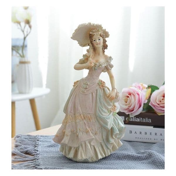 Europe Victorian Girl Statue Fashion Character Beauty Figurines Resin Crafts Wedding Gift Creative Home Decoration Ornament Art T200331