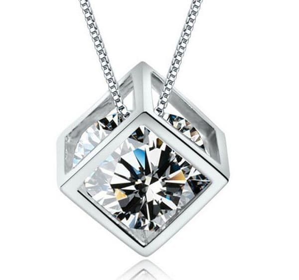 Ice with VVS moissaniteSterling Love Cube Diamond Pendant Necklaces Crystal Shining Square Statement Link Chans Choker Necklace Wedding Vintage Womans Jewelry
