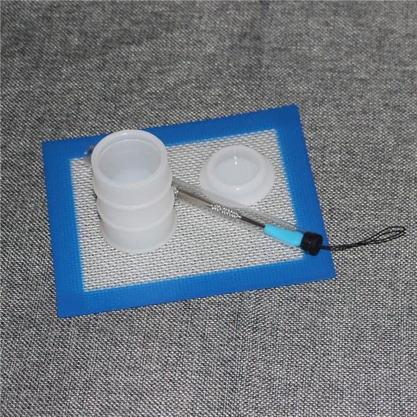 1pcs Silicone Wax Kit Set with 14cm*11.5cm square sheets pads mat oil silicon container sliver dabber tool for dry herb jars dab