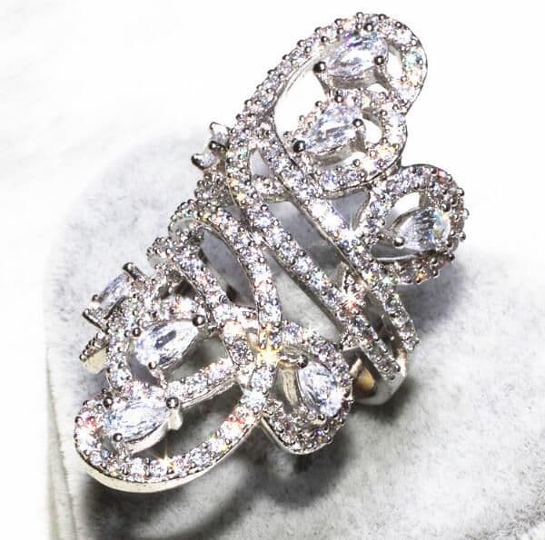 2017 New Arrival Hot Sale Fashion Jewelry 925 Sterling Silver White Topaz Simulated Diamond Gemstones Heart Cut Wide Ring for Women SZ5-11