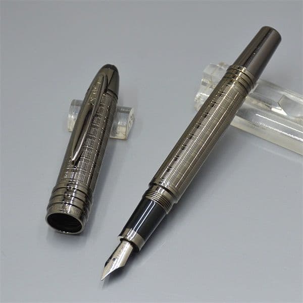 wholesale high quality Black metal Fountain pen school office stationery 0.7 nib calligraphy ink pens for business gift