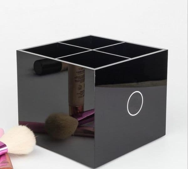 New Classic High-Grade Acrylic Toiletry 4 Grid Box Accessories Storage Cosmetic Brush Storage Vip Gift 7888 12545