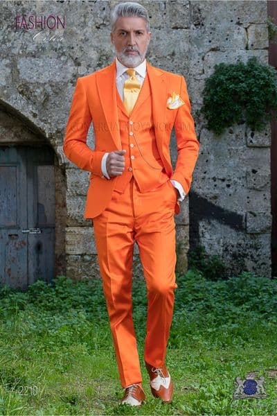 Brand New Groomsmen Orange Groom Tuxedos Peak Lapel Men Suits Wedding Best Man Bridegroom (Jacket + Pants + Vest ) L124