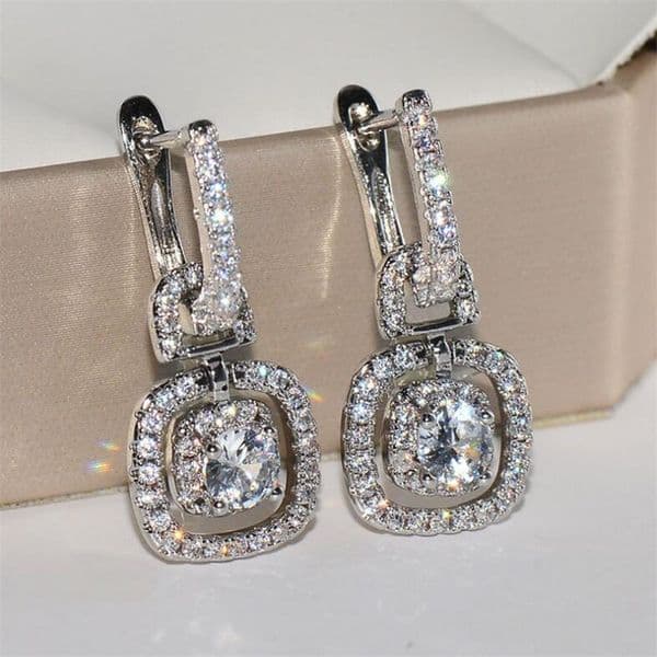Hot Sale Sparkling Luxury Jewelry 925 Sterling Silver Round Cut White Topaz CZ Diamond Gemstones Girls Women Bridal Clip Earring For Lover