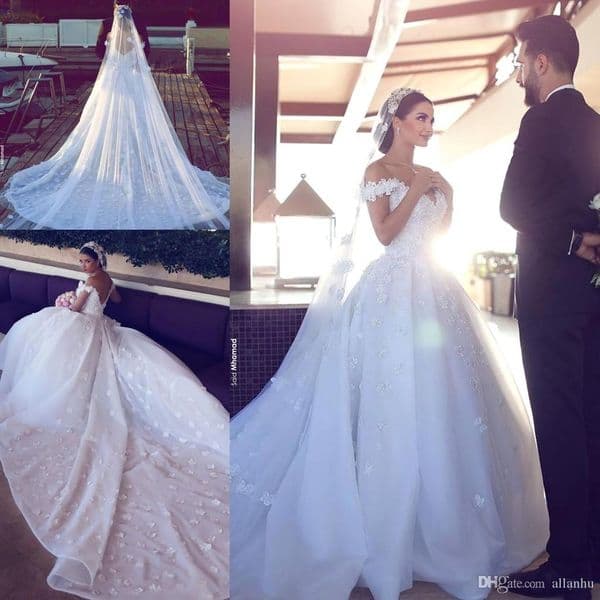 Mhamad New Said Designer Lace Ball Gown Dresses Off Shoulder 3D Ral Applique Court Train Wedding Dress Bridal Gowns s