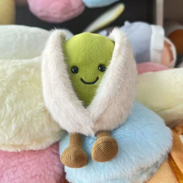 12cm Pistachio Nut Plush Toys Lovely Stuffed Pistachio Dolls Living Room Decoration Household Cute Plush Toy Kids Birthday Gifts 251231