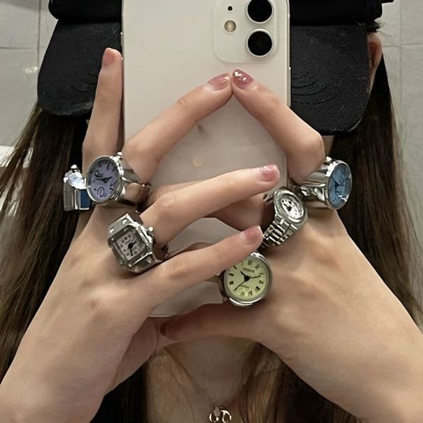 Vintage Punk Finger Watch Mini Elastic Strap Alloy Watches Couple Rings Jewelry Clock Retro Roman Quartz Watch Ring Men 251230